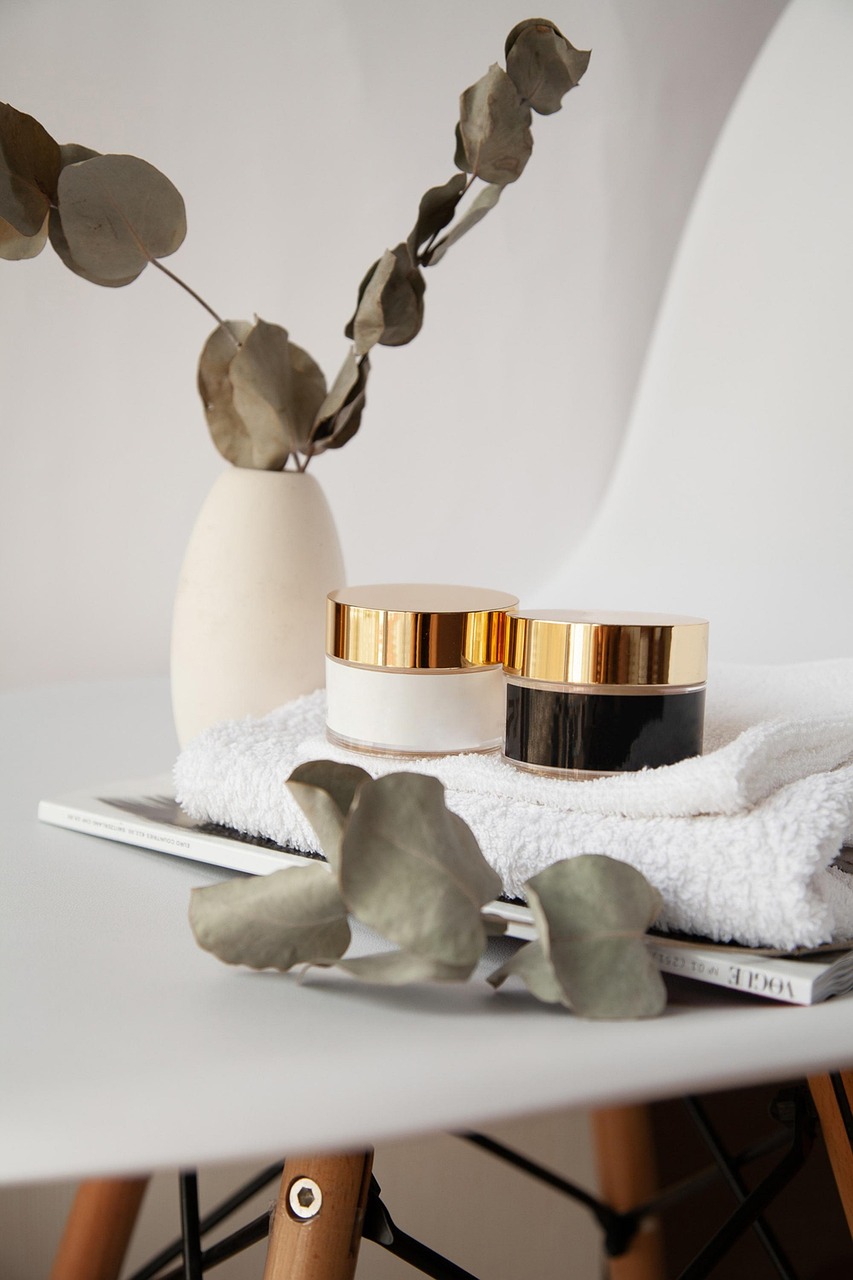 Hand and Foot Care in Winters Tips for Soft, Healthy SkinHand and Foot Care in Winters Tips for Soft, Healthy Skin